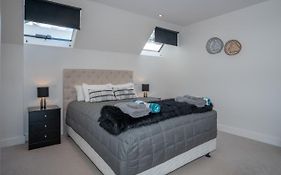 Eleven Apartment